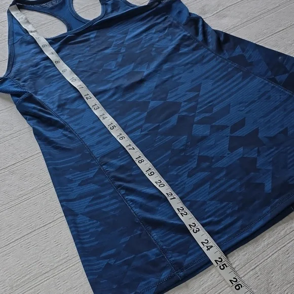 Reebok Geometric Racerback Tank Women's XS - Picture 5 of 11